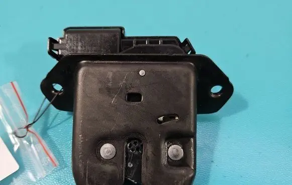 Dacia Sandero III Tailgate/trunk/boot lock/catch/latch 905030754R IMPRK1451694