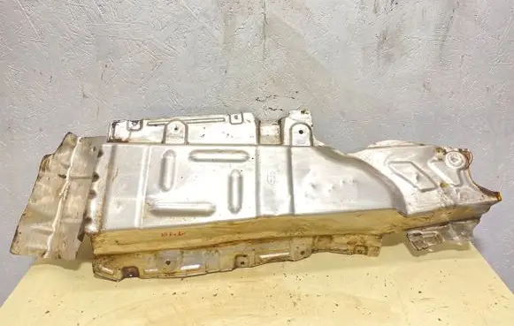 Mercedes-Benz Vito Viano W447 Heat shield in engine bay A4474900130 0040053518