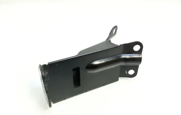 Volvo S80 Radiator mount bracket