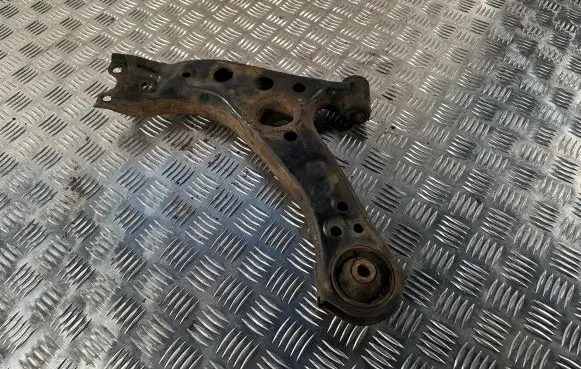 Lexus UX Front lower control arm/wishbone 