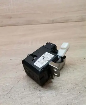 Toyota Corolla Verso AR10 Ignition lock 626399000 2584ari24kty