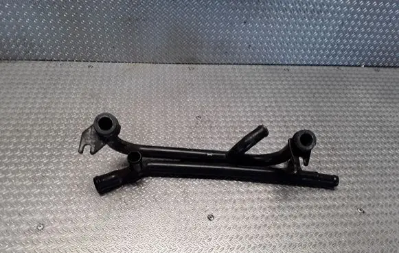 Audi A8 S8 D2 4D Engine coolant pipe/hose