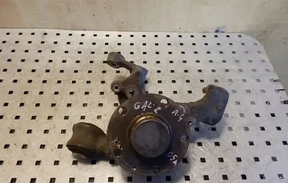 Audi A4 S4 B7 8E 8H Rear wheel hub