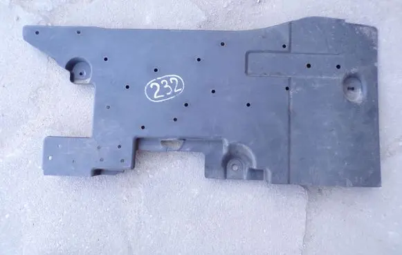 Citroen C4 Grand Picasso Center/middle under tray cover 9803239880