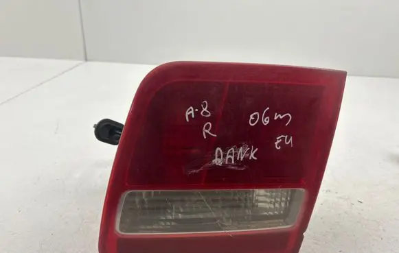 Audi A8 S8 D3 4E Tailgate rear/tail lights 396502 4E0945094C