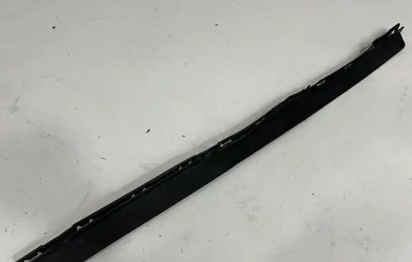 BMW 4 G22 G23 G24 G26 Front bumper splitter molding 8494891