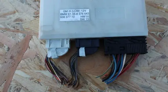 BMW 5 E39 Comfort/convenience module 8376643