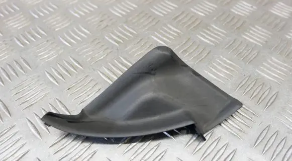 Lexus CT 200H Wiper trim 5382376010