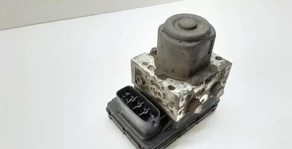 Toyota Avensis Verso ABS Pump 4451044050 8954144050