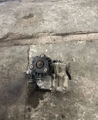 Gearbox transfer box case