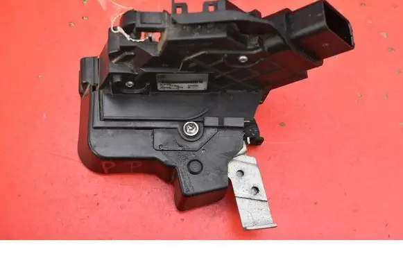 Ford Mondeo MK IV Front door lock