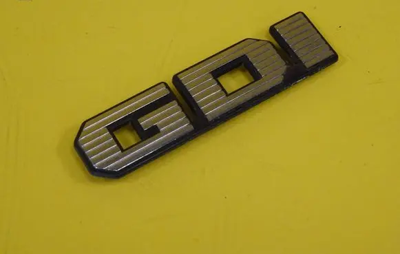 Mitsubishi Carisma Manufacturers badge/model letters 