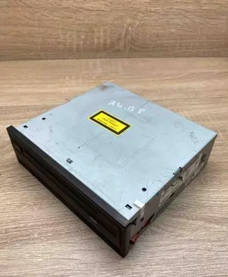 Audi A4 S4 B8 8K Navigation unit CD/DVD player 4E0919887M 4E0910888E