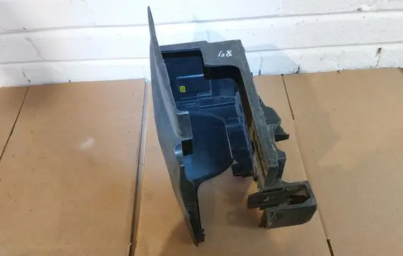 Opel Vectra C Battery box tray 24438485 0086022