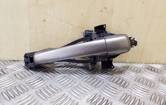Volvo S80 Front door exterior handle 30784202 30784203