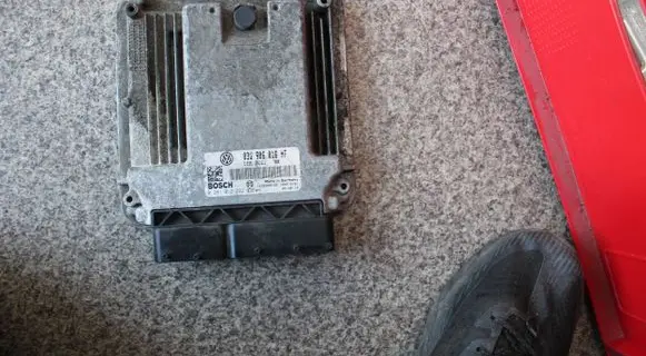 Skoda Octavia Mk2 (1Z) Engine control unit/module 03G906016HF 0281012292