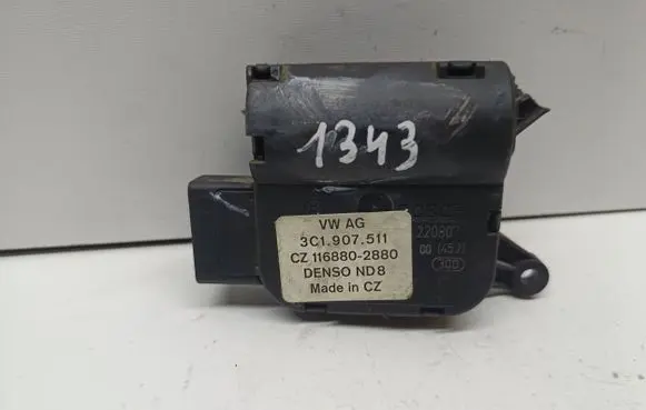 Volkswagen Golf V Air flap motor/actuator 3C1907511 CZ1168802880