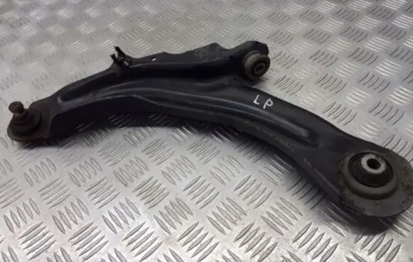 Renault Megane II Front control arm