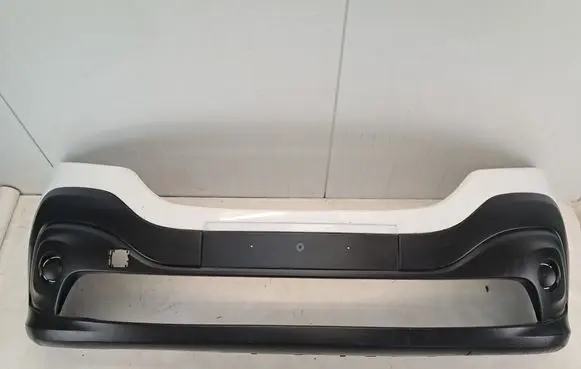 Renault Trafic III (X82) Front bumper 620223380R Z2727