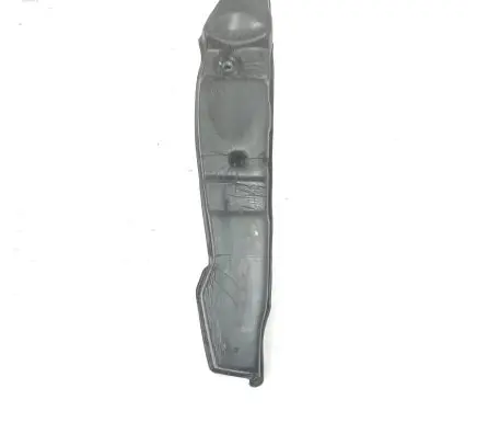 Ford Mustang VI Fender end trim FR3B6018E561