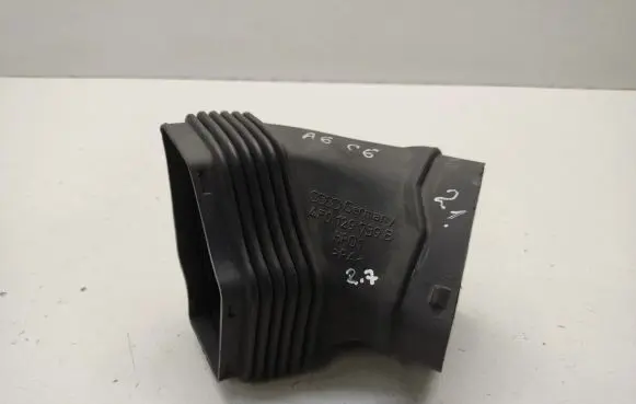 Audi A6 S6 C6 4F Air intake duct part 4F0129739B 4F0129739