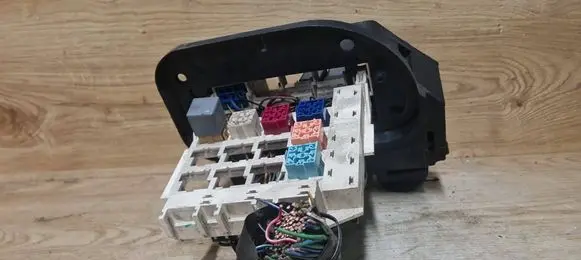 Fuse box set