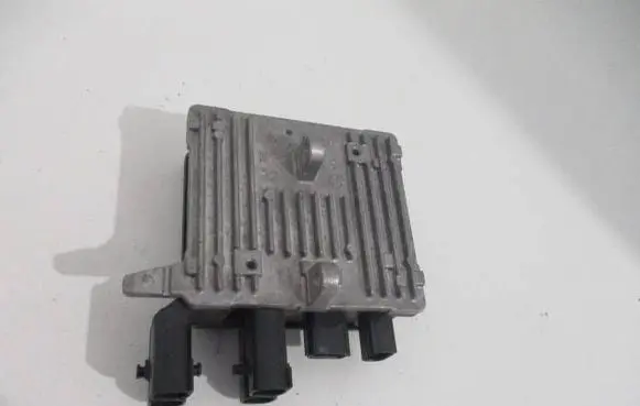 Renault Twingo III Power steering control unit/module 6700003207