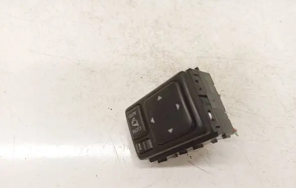 Nissan Juke I F15 Wing mirror switch 