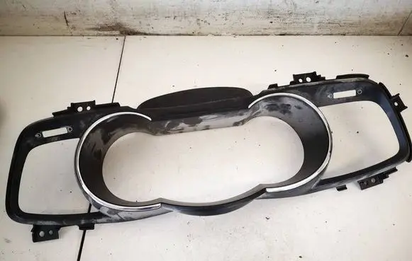 KIA Optima Dashboard trim 848302t100 84830-2t100