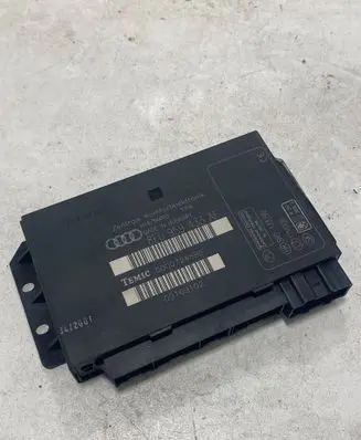 Audi A4 S4 B6 8E 8H Comfort/convenience module 8E0959433AF 00169102 00007245B5