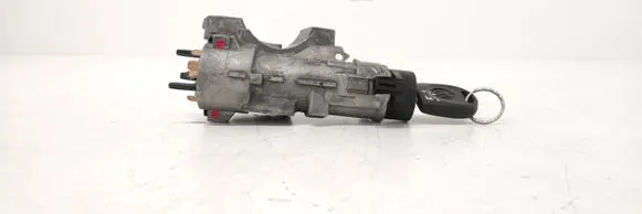 Volkswagen Polo Ignition lock 4B0905851C