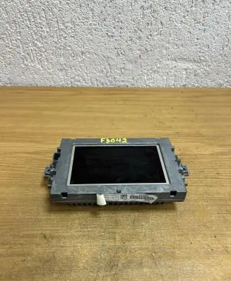 Mercedes-Benz C W204 Screen/display/small screen A2049007508 2335602001