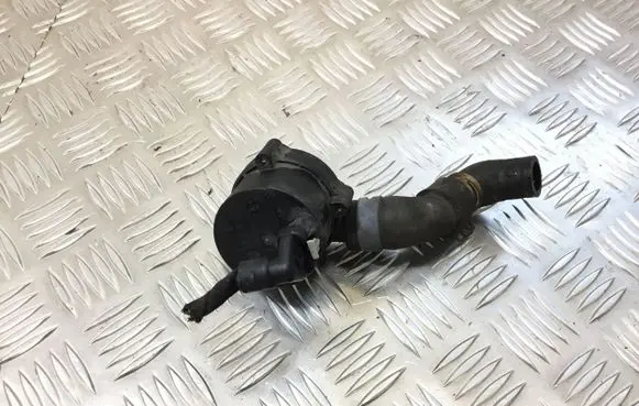 Volkswagen PASSAT B8 Electric auxiliary coolant/water pump 5Q0965567J