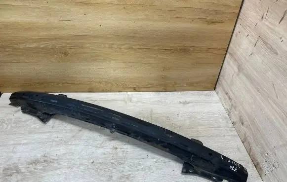Volkswagen Golf IV Front bumper support beam