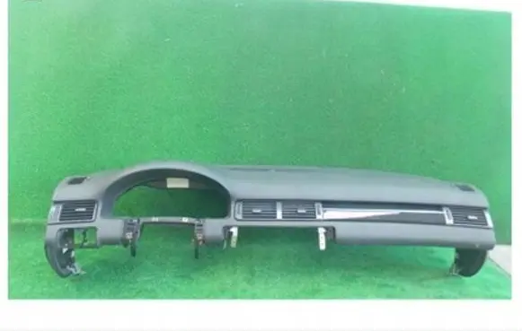 Audi A6 S6 C5 4B Dashboard