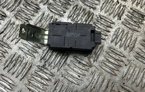 Suzuki Swift III Tire pressure control unit 3716052R00
