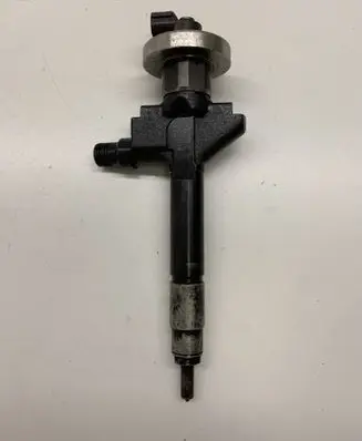 Mazda 6 Fuel injector 13H50