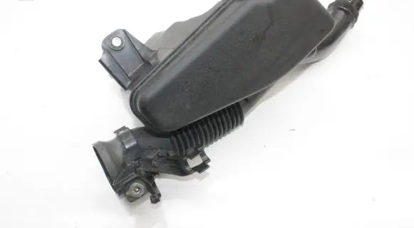 Toyota Auris 150 Intake resonator 1789337040