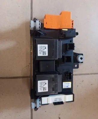 Hyundai Ioniq Fuse module 37514G2100 37514G17121101532