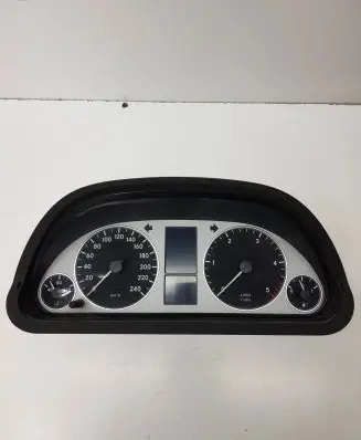 Mercedes-Benz B W245 Speedometer (instrument cluster) A1695401848 0263643228 A1694420821