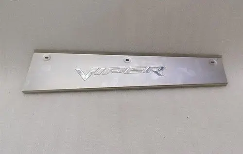 Dodge PickUp RAM SRT-10 Front sill trim cover 82208805AC