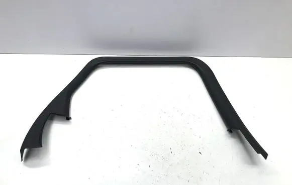 BMW 2 Active Tourer U06 Rear door window/glass frame 9490361