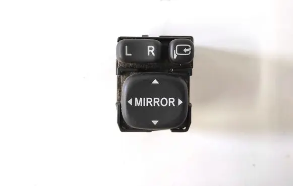 Lexus IS 220D-250-350 Wing mirror switch 84872-52040