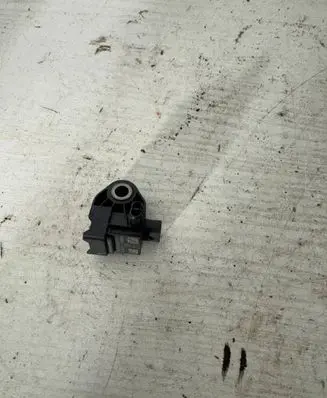 Porsche Cayenne (9Y0 9Y3) Airbag deployment crash/impact sensor 4N0959651D 03317 933082