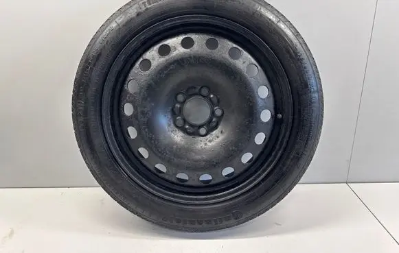 Volvo XC90 R17 spare wheel