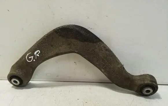 Rear control arm