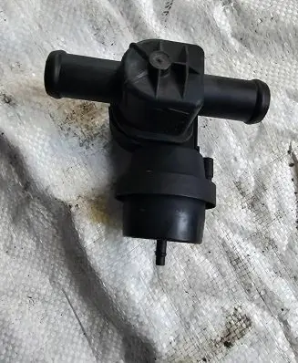Audi A4 S4 B8 8K Valve vacuum 1J0819809 4000746300310