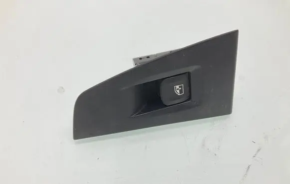 BMW 1 F40 Electric window control switch 7950756 4102984