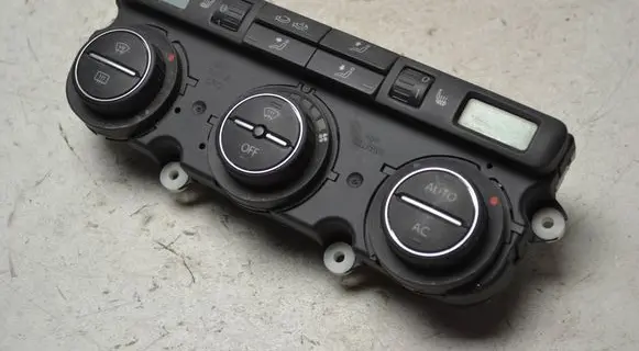 Volkswagen PASSAT B6 Climate control unit 