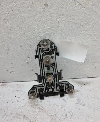 Volkswagen Golf IV Tail light bulb cover holder 1J6945257